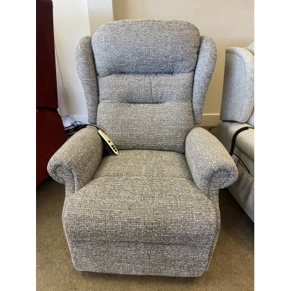 Standard Newquay Dual Motor Riser Recliner Chair