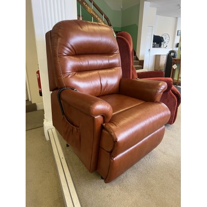 Medium Dual Motor Riser Recliner