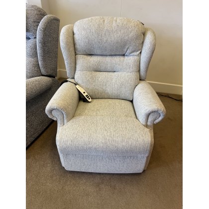 Petite Newquay Dual Motor Riser Recliner chair