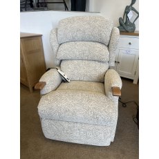 Petite Riser Recliner Chair