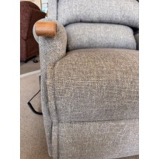 Royale Hunter dual motor riser recliner