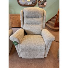 Royale 4 Motor Riser Recliner With High Leg lift