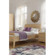 Windsor Stockholm 4'6" Bed Frame Windsor Stockholm 4'6" Bed Frame