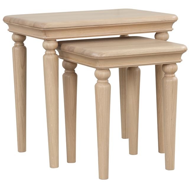 Lydford Oak Nest Of 2 Tables